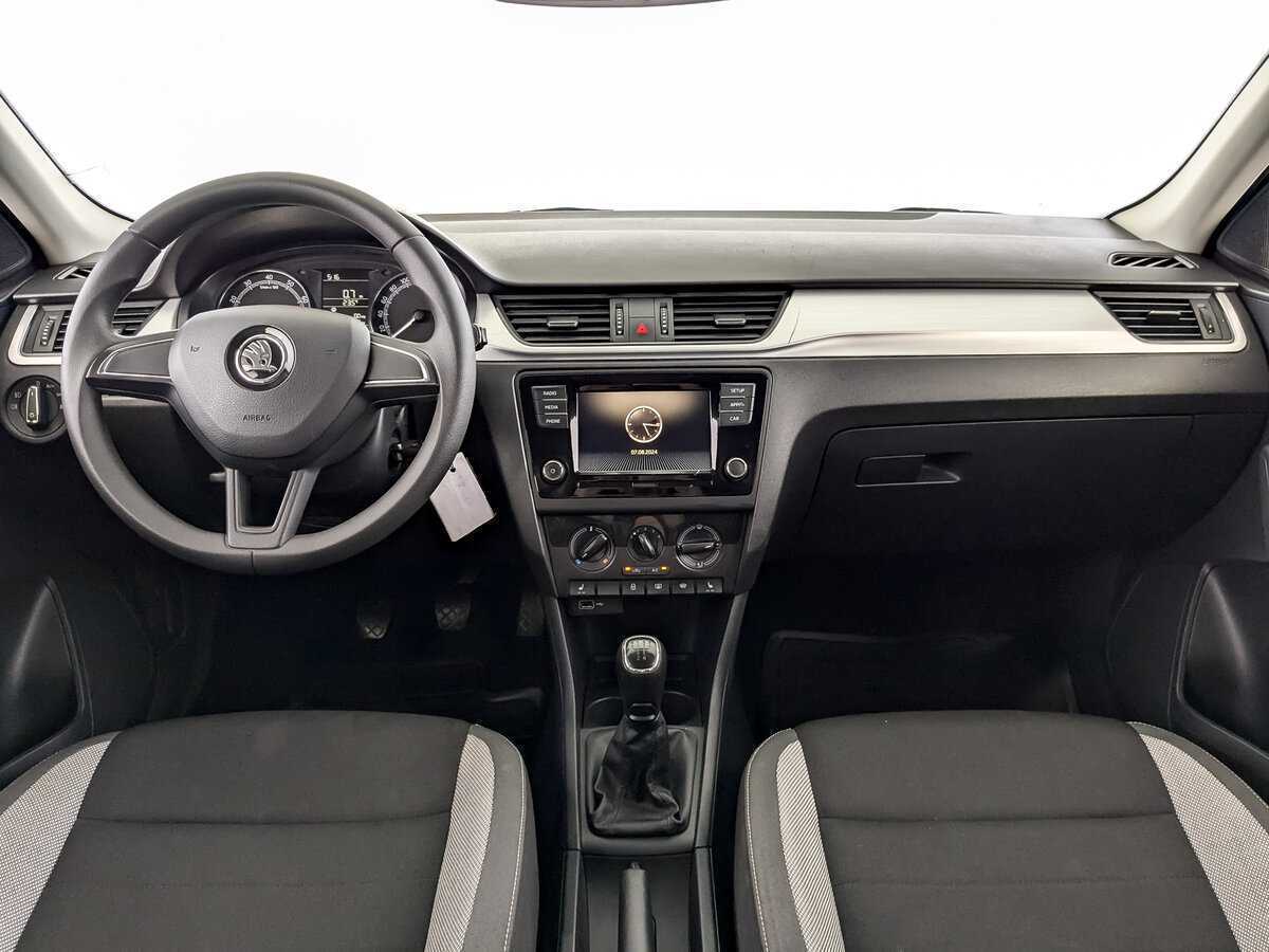 Skoda Rapid с пробегом — 2019 год. Фото: #11