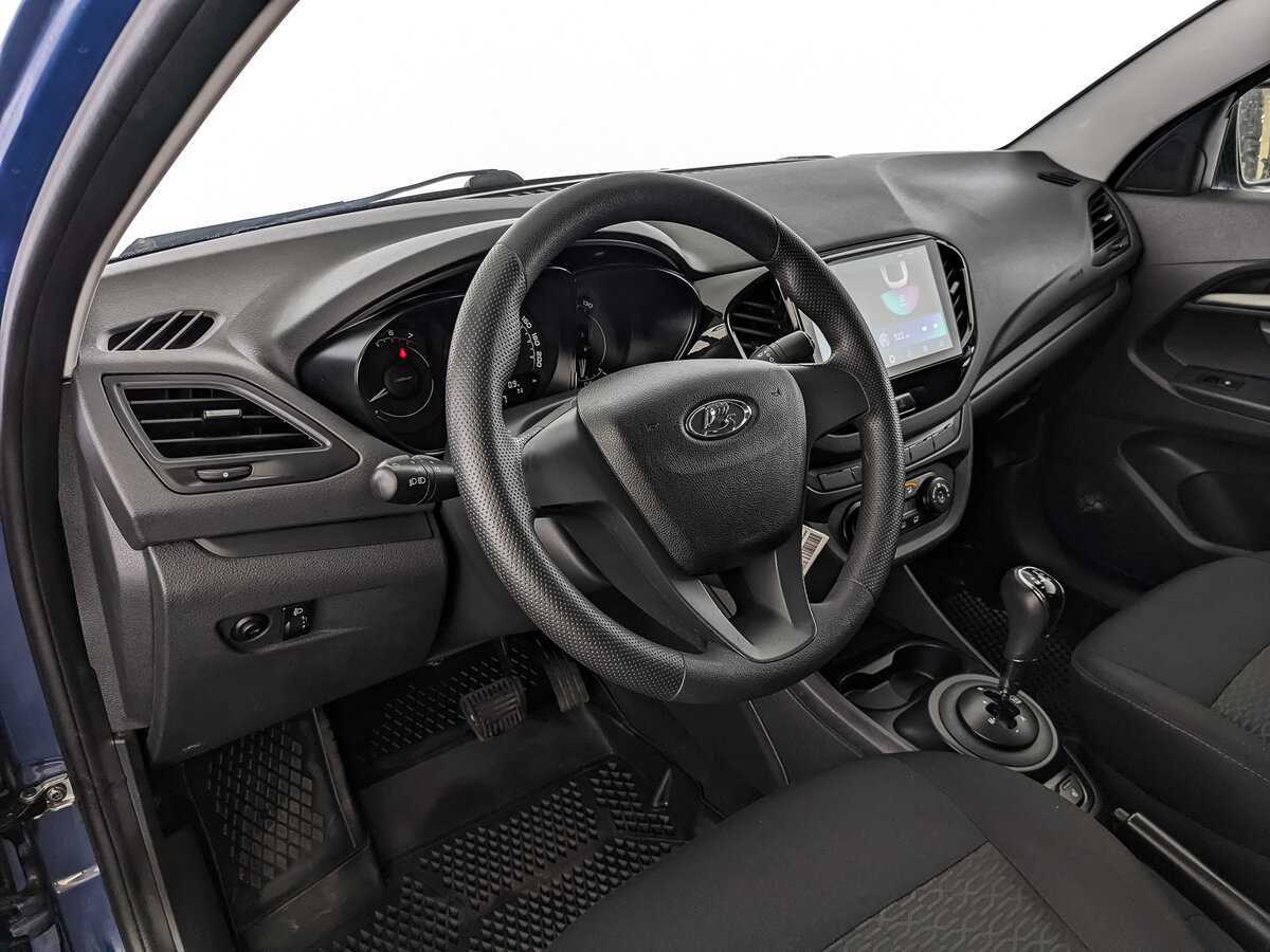 Lada (ВАЗ) Vesta с пробегом — 2016 год. Фото: #10