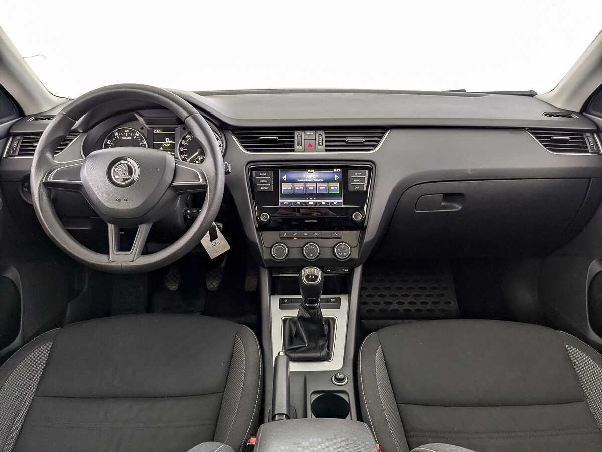 Skoda Octavia с пробегом — 2017 год. Фото: #11