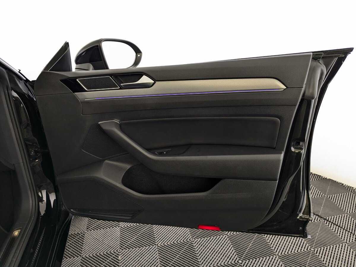 Volkswagen Arteon с пробегом — 2020 год. Фото: #20