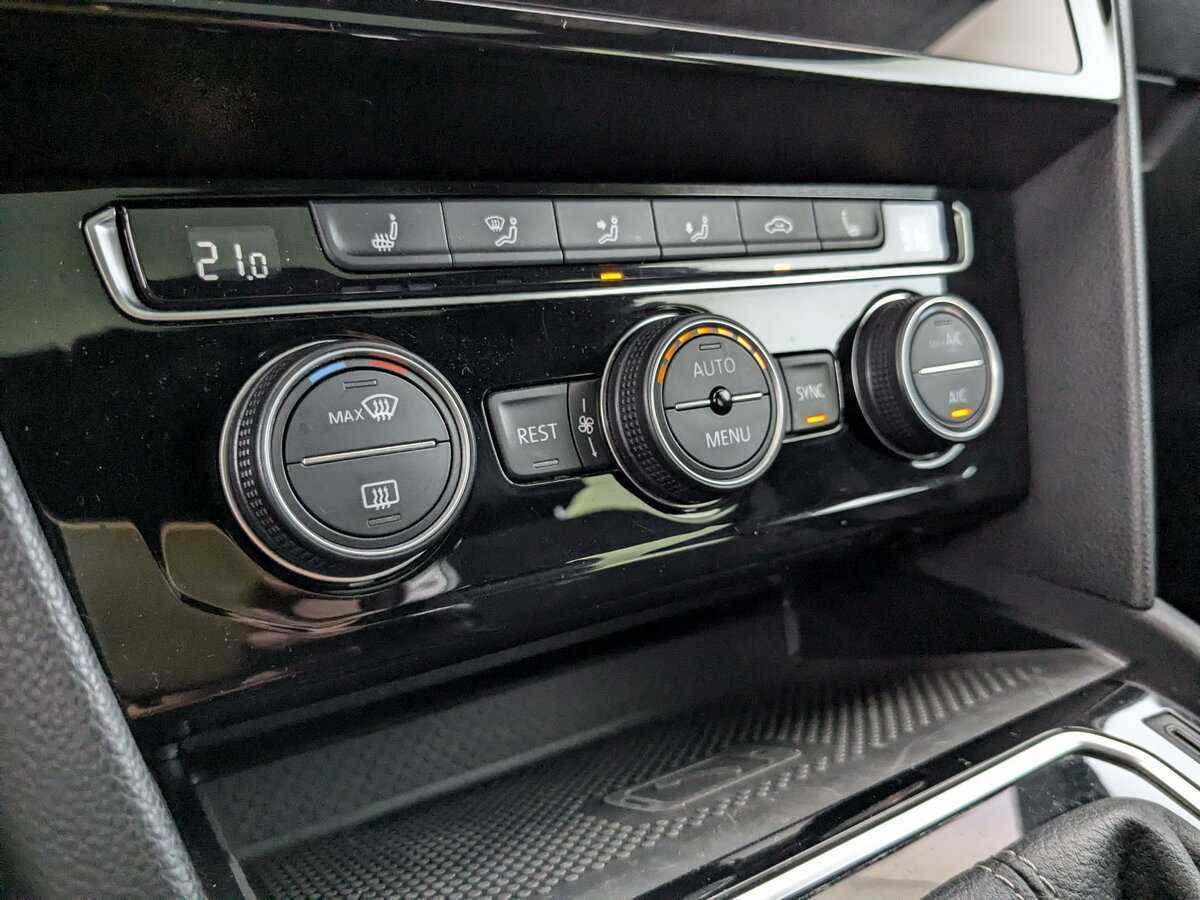 Volkswagen Arteon с пробегом — 2020 год. Фото: #21