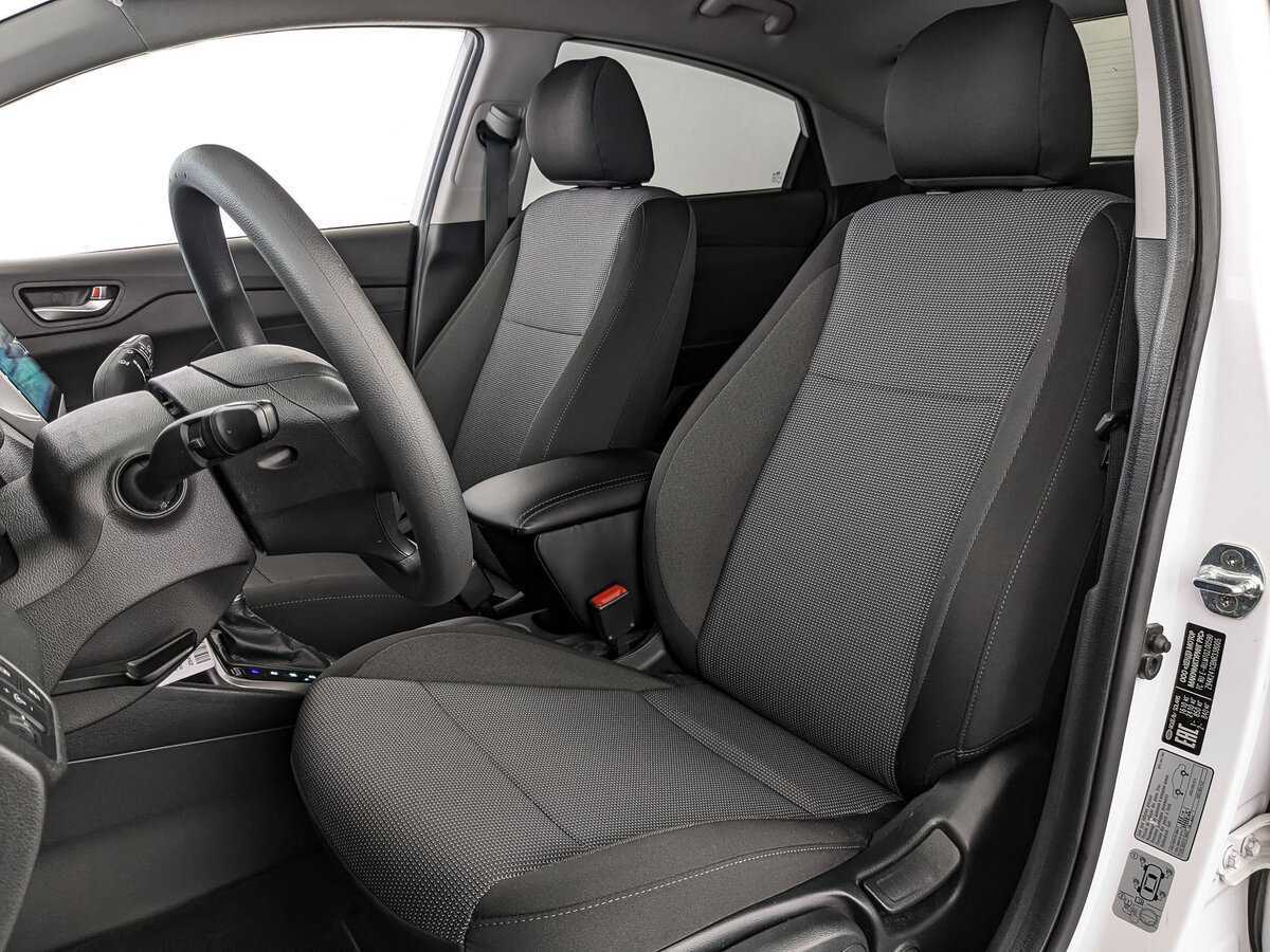 Hyundai Solaris с пробегом — 2022 год. Фото: #15