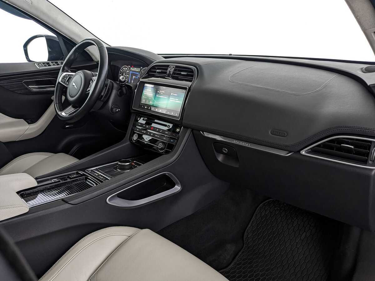 Jaguar F-Pace с пробегом — 2018 год. Фото: #8