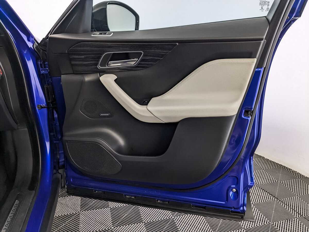 Jaguar F-Pace с пробегом — 2018 год. Фото: #20