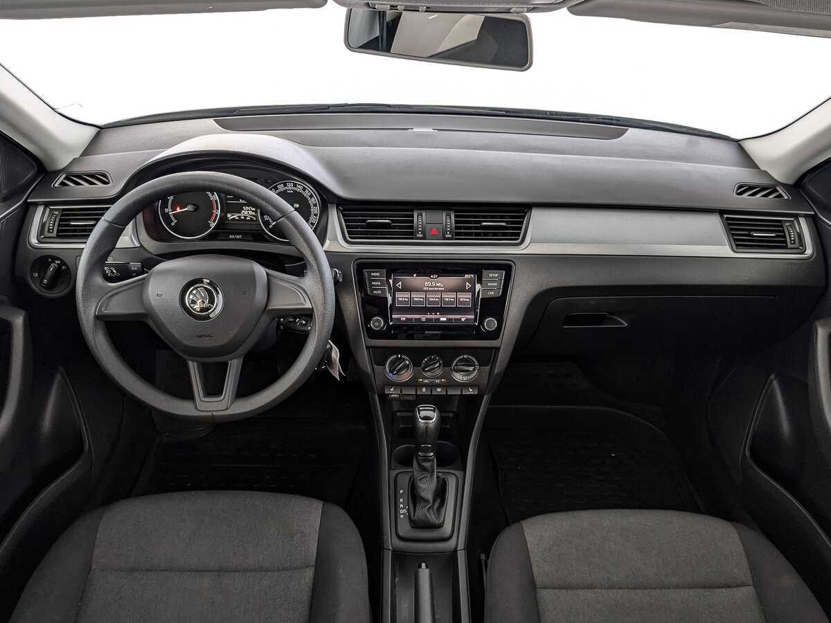 Skoda Rapid с пробегом — 2018 год. Фото: #9