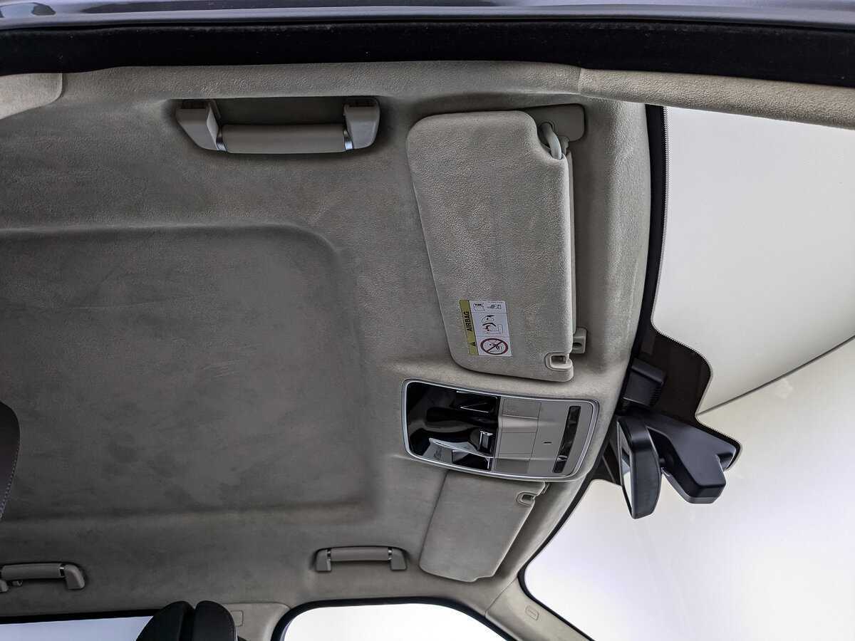 Land Rover Range Rover с пробегом — 2013 год. Фото: #18