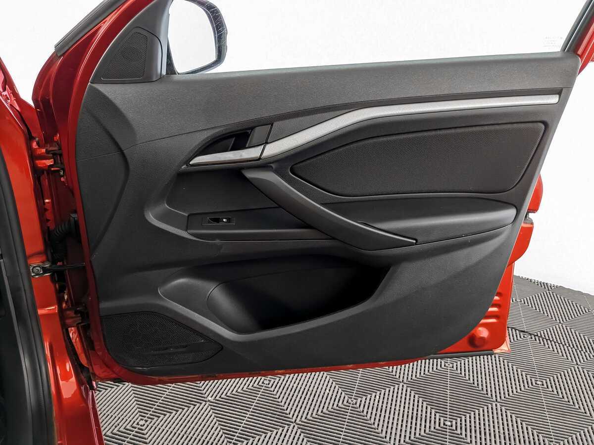 Lada (ВАЗ) Vesta с пробегом — 2016 год. Фото: #19