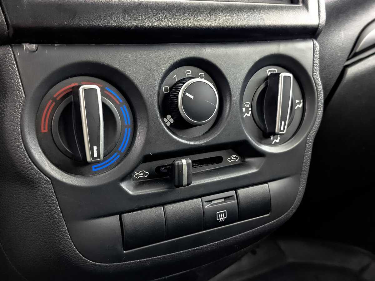 Lada (ВАЗ) Granta с пробегом — 2020 год. Фото: #15