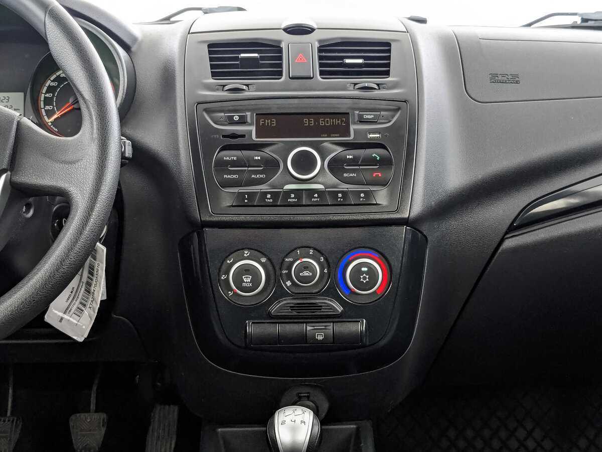 Lada (ВАЗ) Kalina с пробегом — 2018 год. Фото: #12