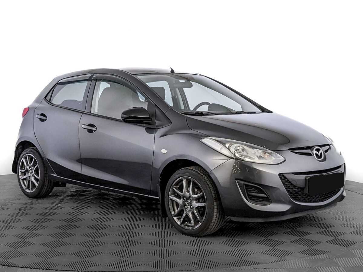 Mazda 2 с пробегом — 2013 год. Фото: #2