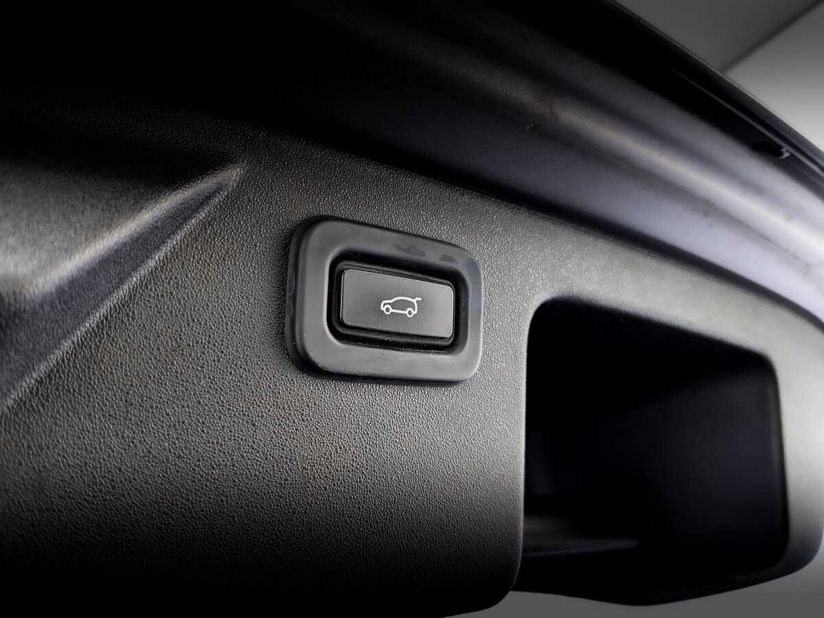 Land Rover Discovery Sport с пробегом — 2021 год. Фото: #21