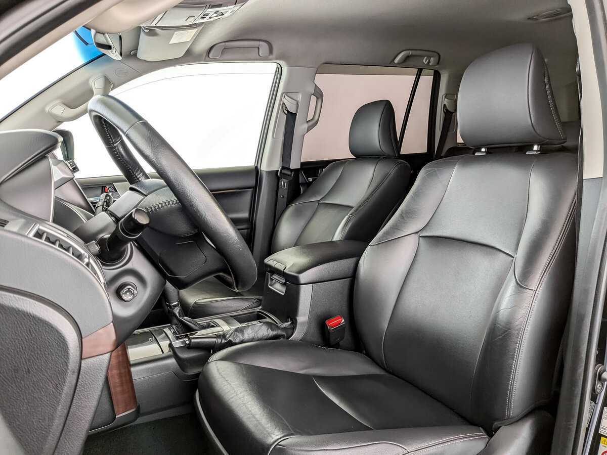 Toyota Land Cruiser Prado с пробегом — 2017 год. Фото: #15