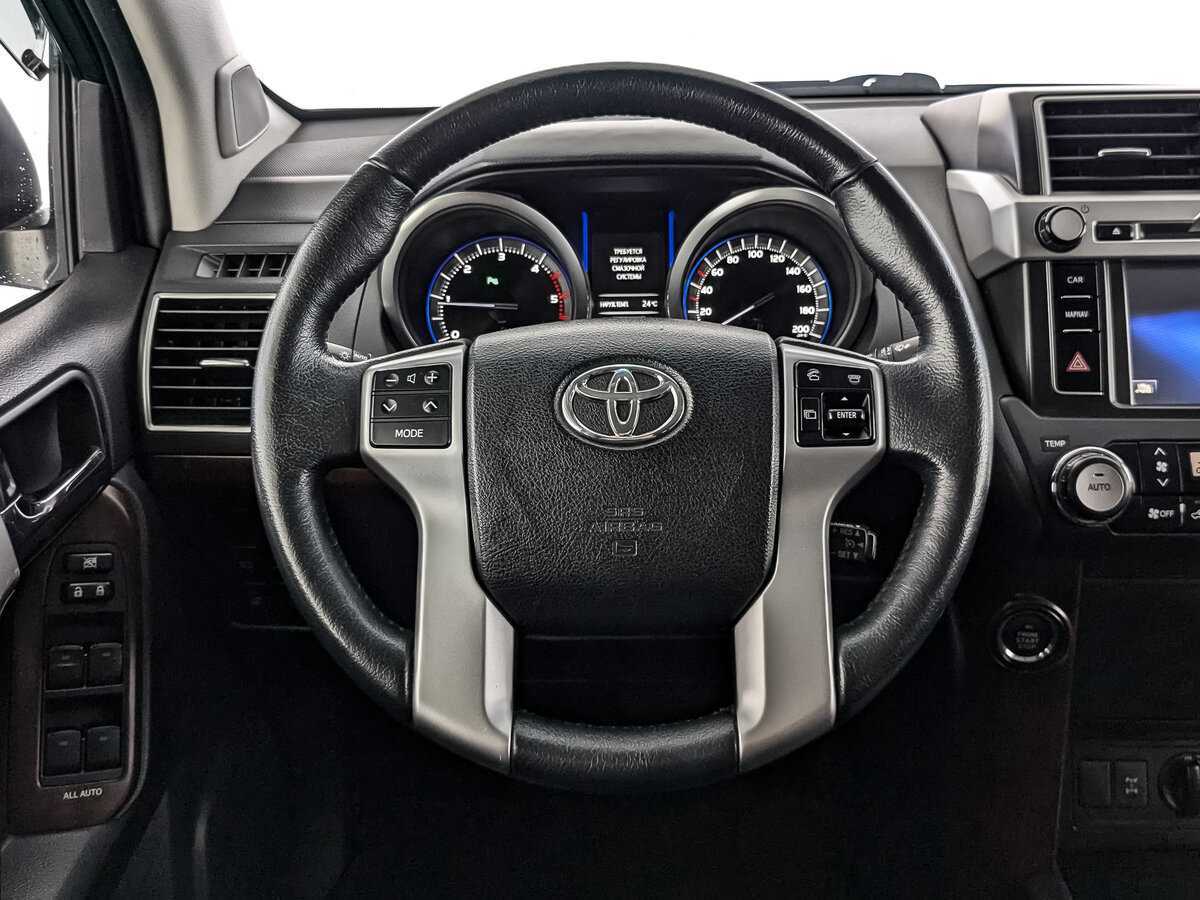 Toyota Land Cruiser Prado с пробегом — 2017 год. Фото: #17