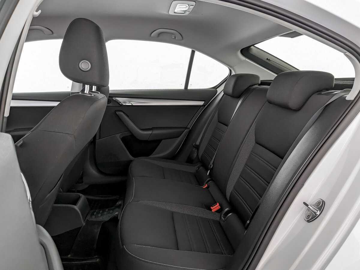 Skoda Octavia с пробегом — 2017 год. Фото: #9