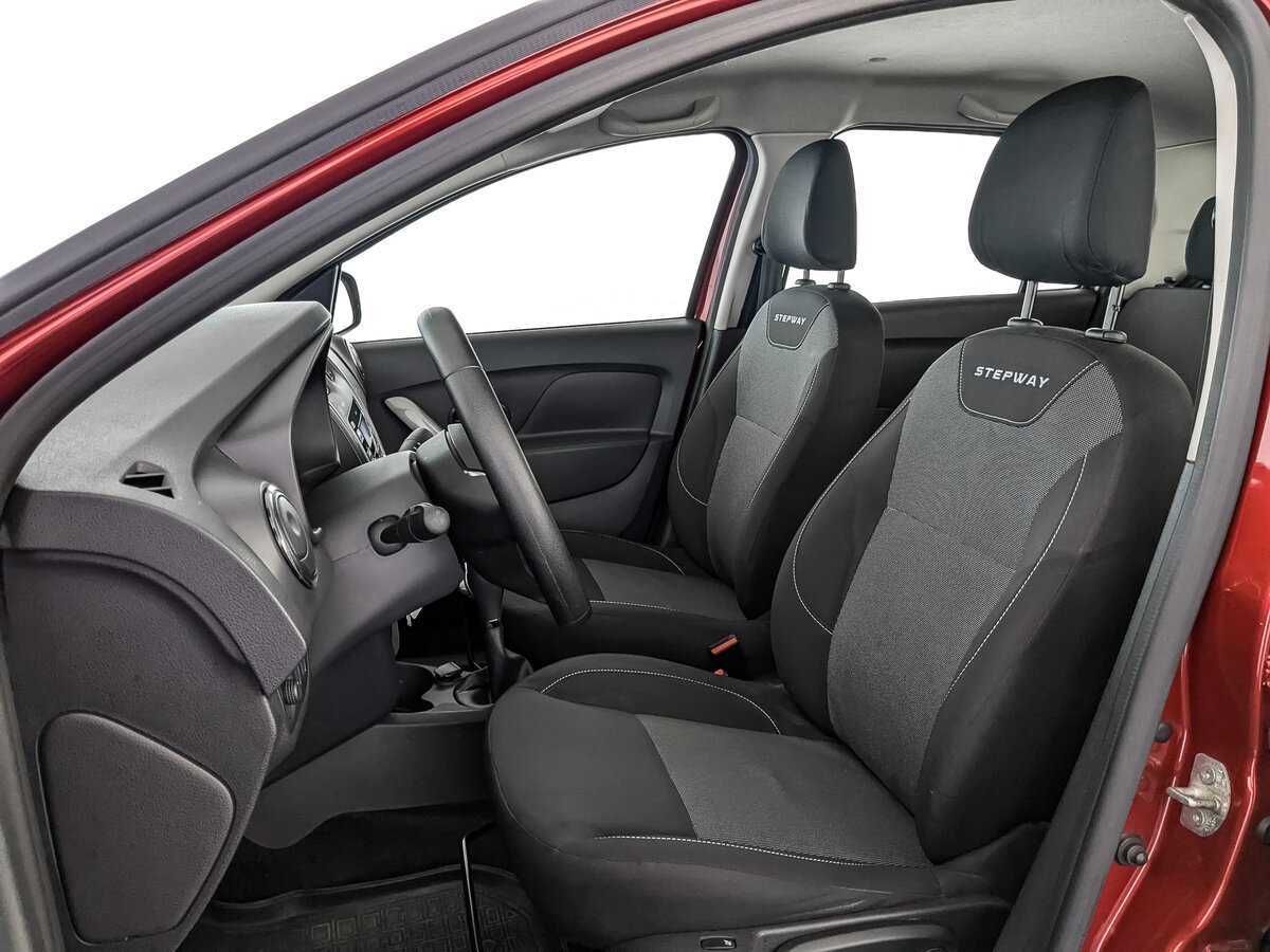 Renault Logan с пробегом — 2019 год. Фото: #15