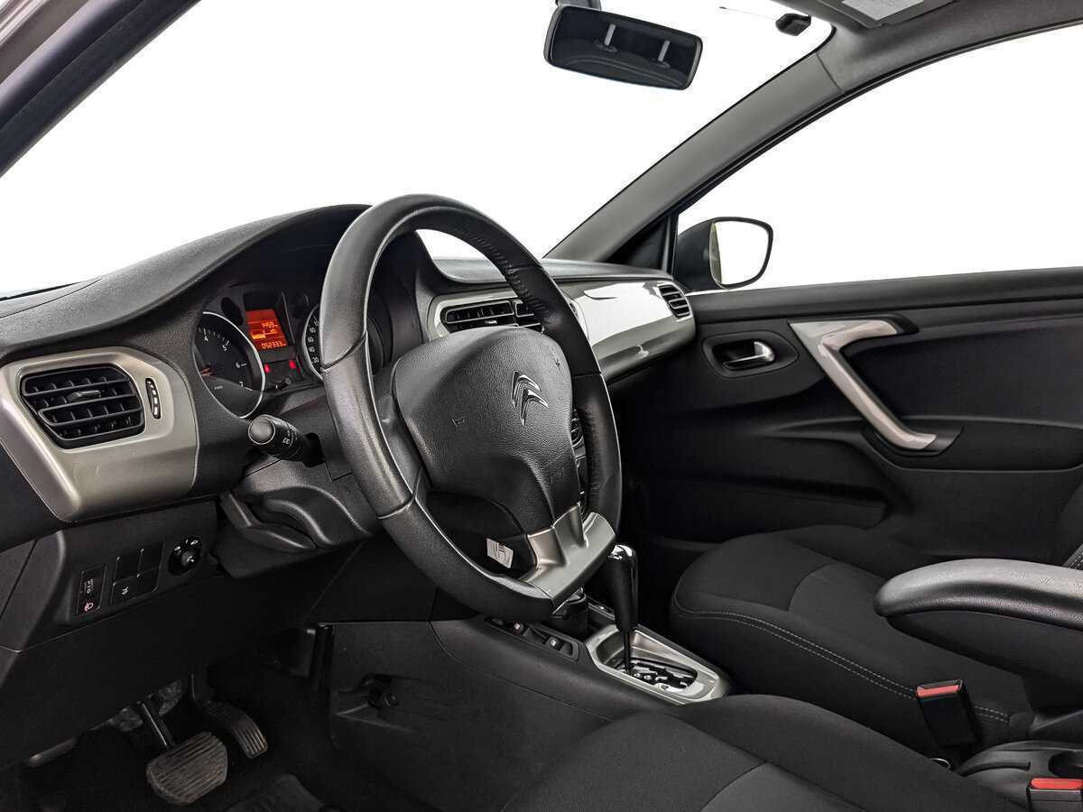 Citroen C-Elysee с пробегом — 2013 год. Фото: #10