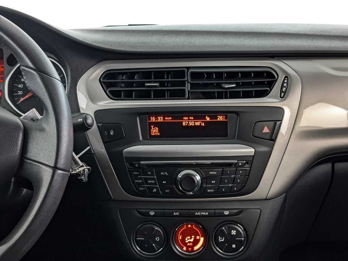 Citroen C-Elysee с пробегом — 2013 год. Фото: #12