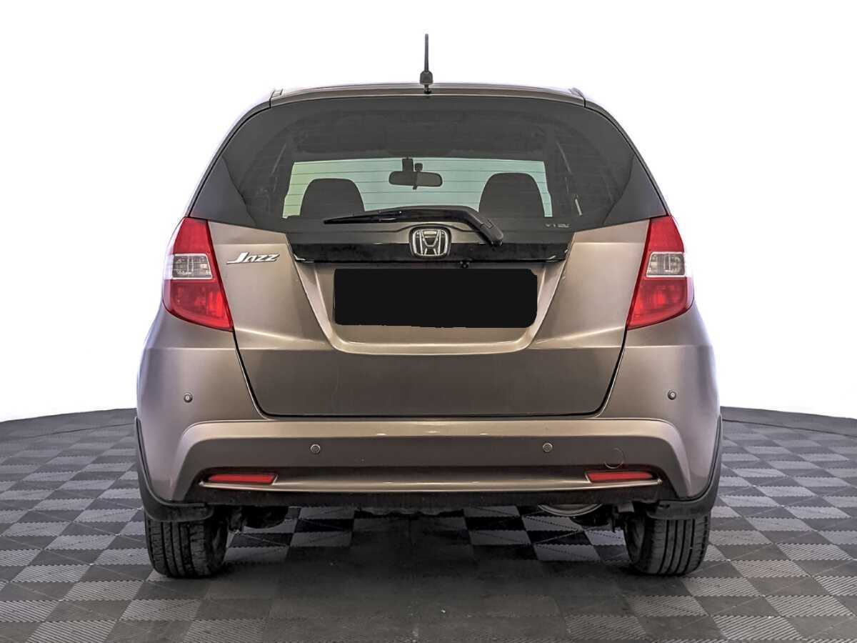 Honda Jazz с пробегом — 2011 год. Фото: #5