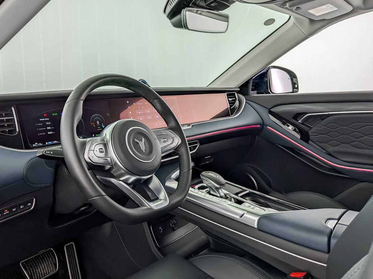 Voyah Free с пробегом — 2023 год. Фото: #13