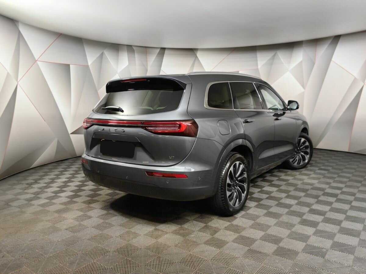 Aito M7 с пробегом — 2023 год. Фото: #1