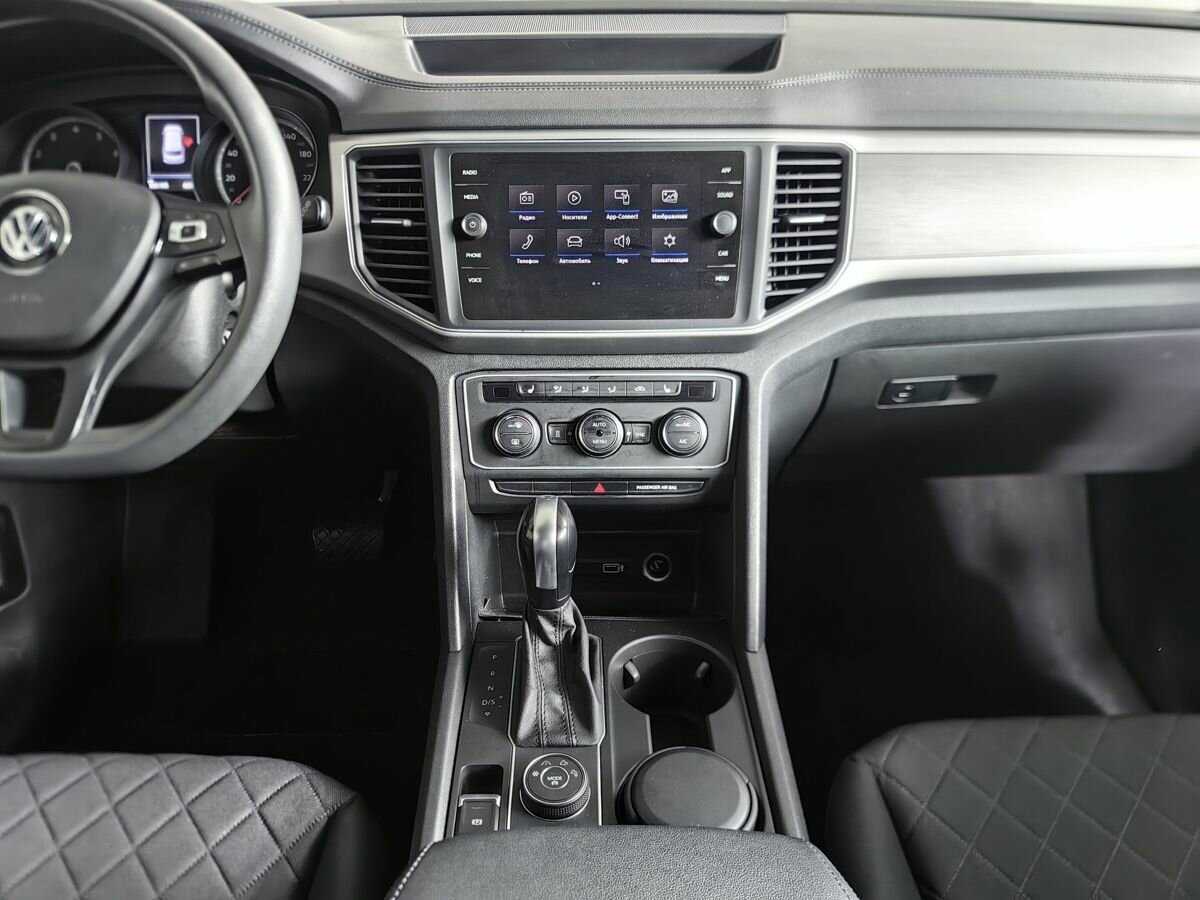 Volkswagen Teramont с пробегом — 2018 год. Фото: #10
