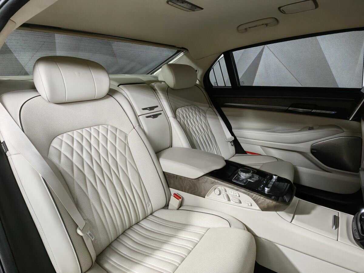 Genesis G90 с пробегом — 2019 год. Фото: #12