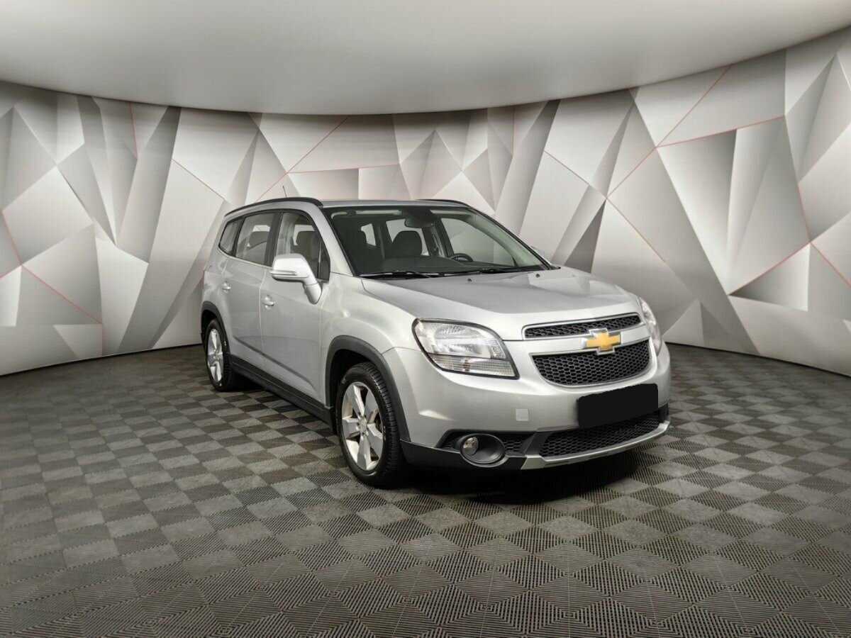 Chevrolet Orlando с пробегом — 2014 год. Фото: #2