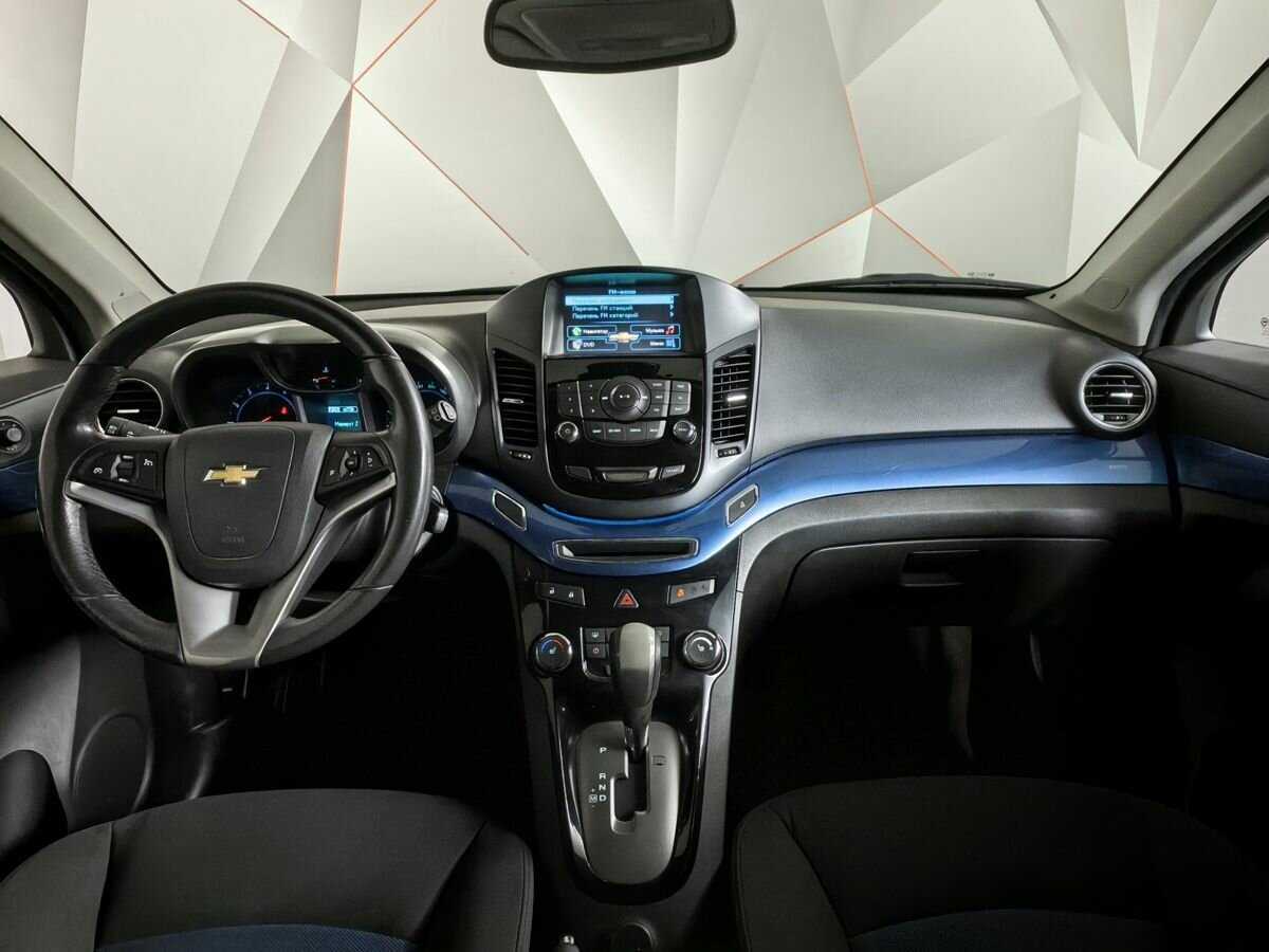 Chevrolet Orlando с пробегом — 2014 год. Фото: #9