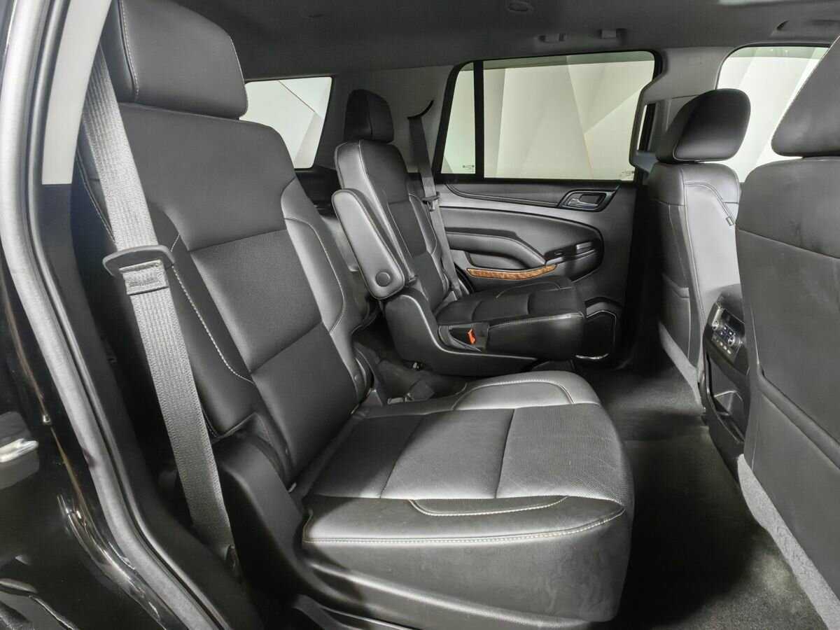 Chevrolet Tahoe с пробегом — 2018 год. Фото: #11