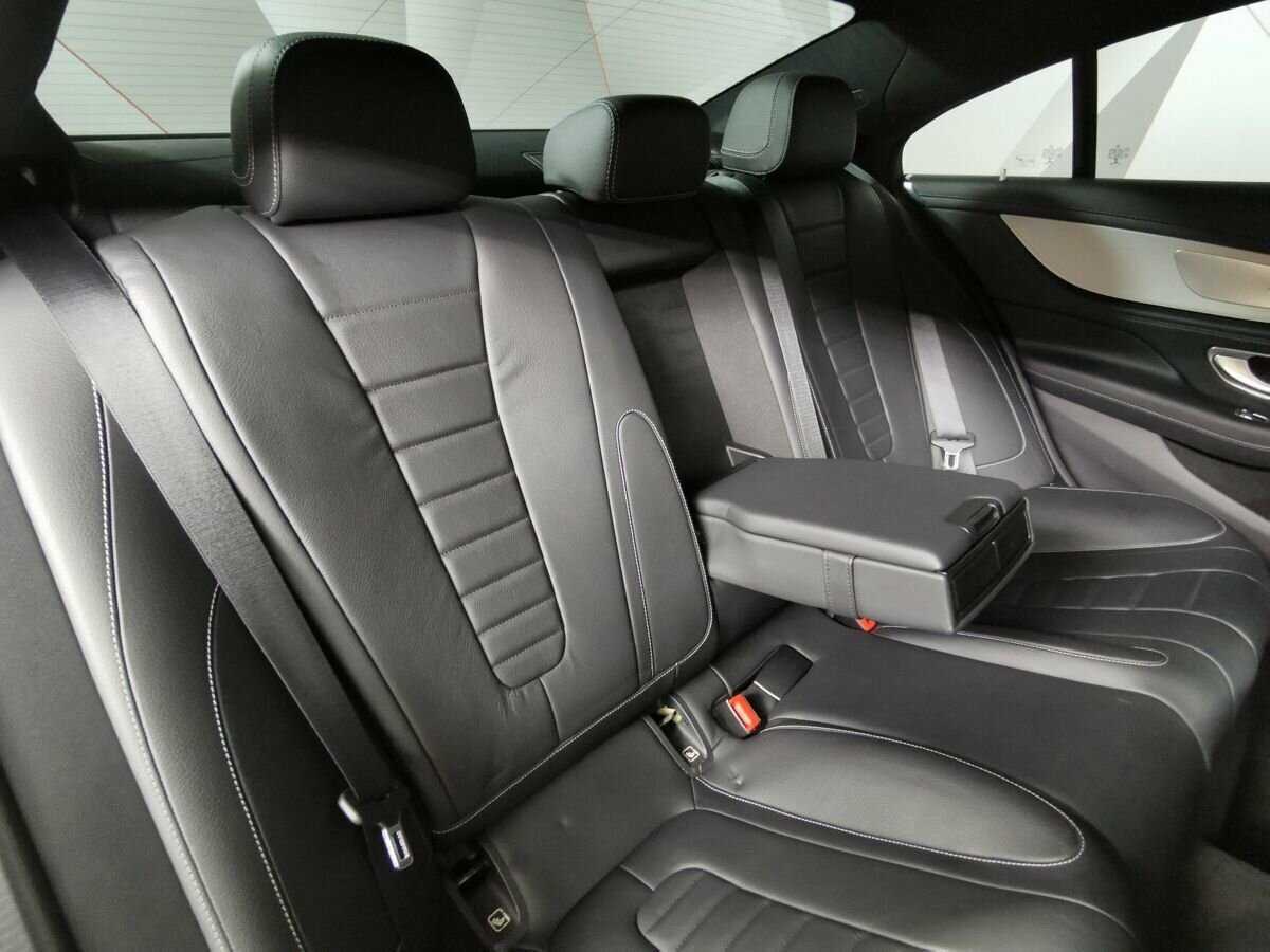 Mercedes-Benz CLS с пробегом — 2019 год. Фото: #11