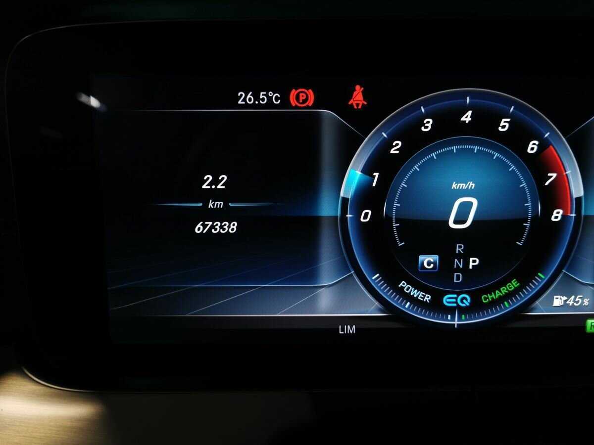 Mercedes-Benz CLS с пробегом — 2019 год. Фото: #14