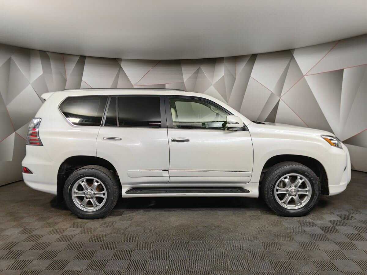 Lexus GX с пробегом — 2016 год. Фото: #5