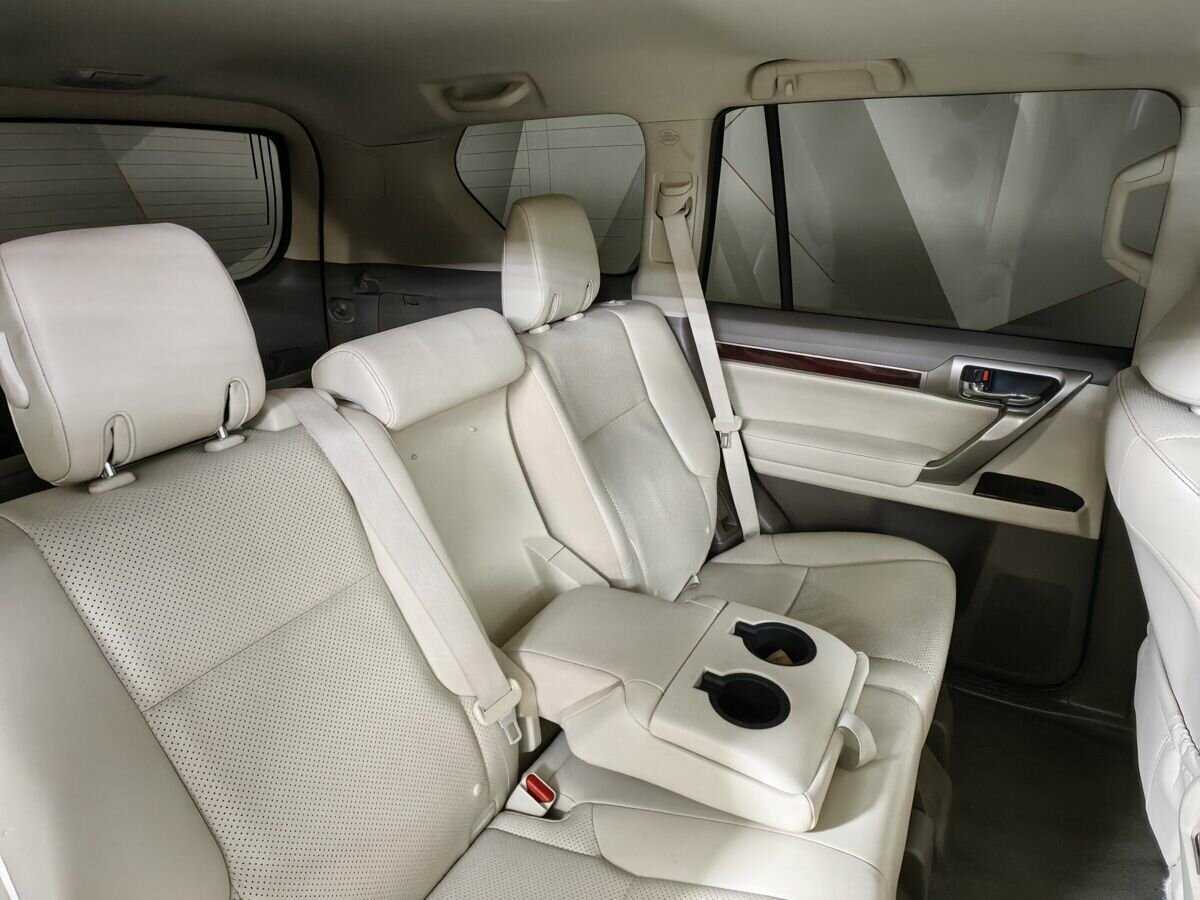 Lexus GX с пробегом — 2016 год. Фото: #12