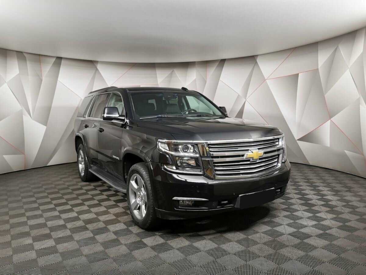 Chevrolet Tahoe с пробегом — 2017 год. Фото: #2