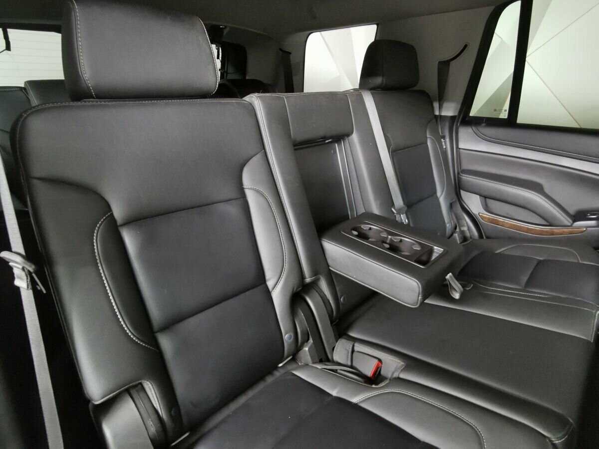 Chevrolet Tahoe с пробегом — 2017 год. Фото: #12