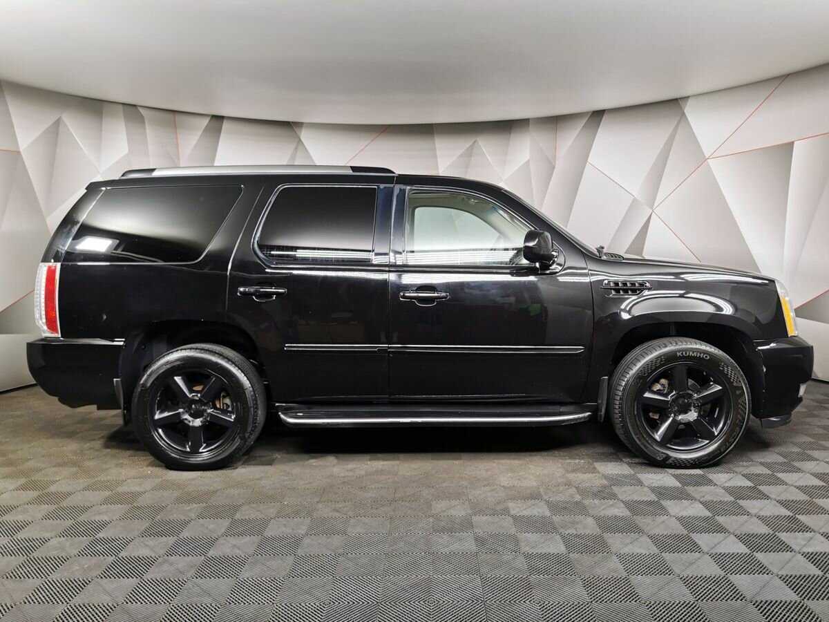 Cadillac Escalade с пробегом — 2008 год. Фото: #5