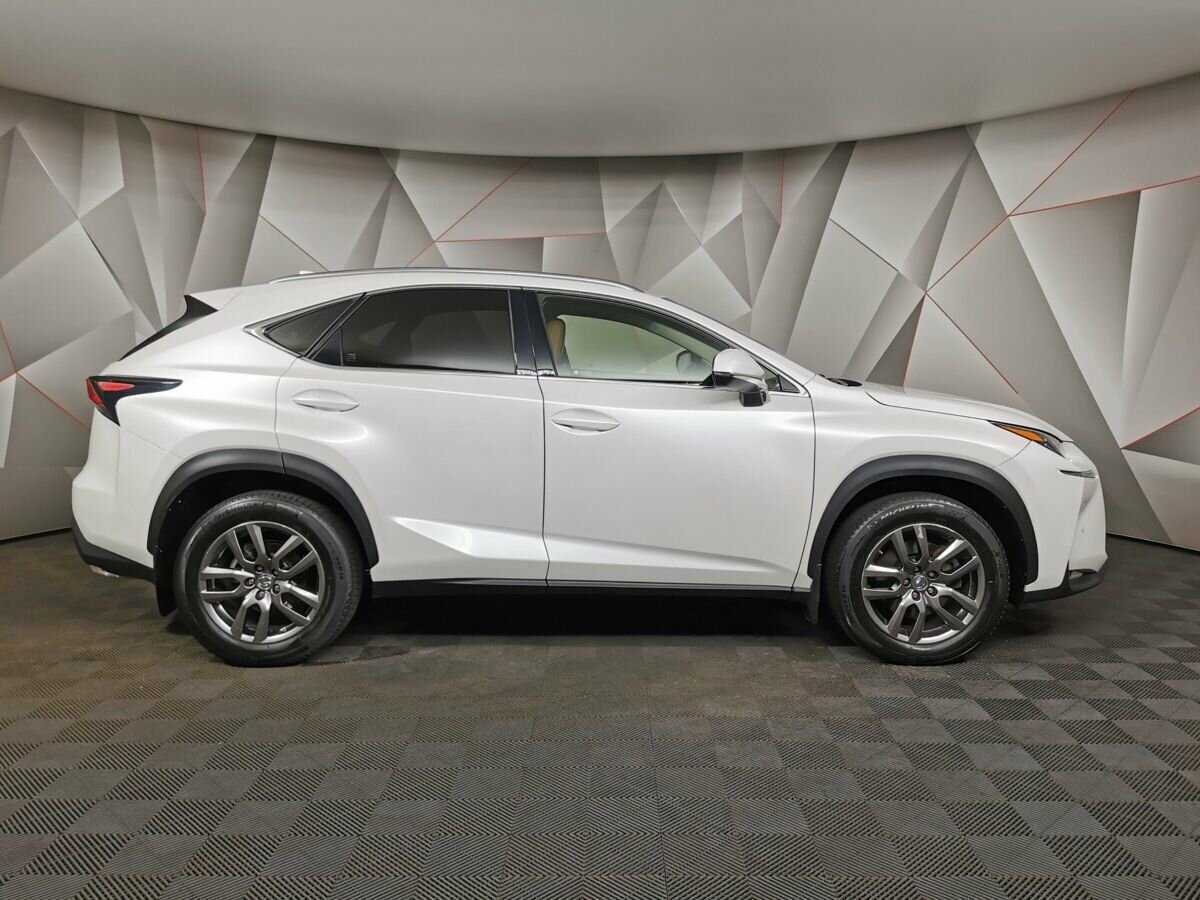 Lexus NX с пробегом — 2015 год. Фото: #5
