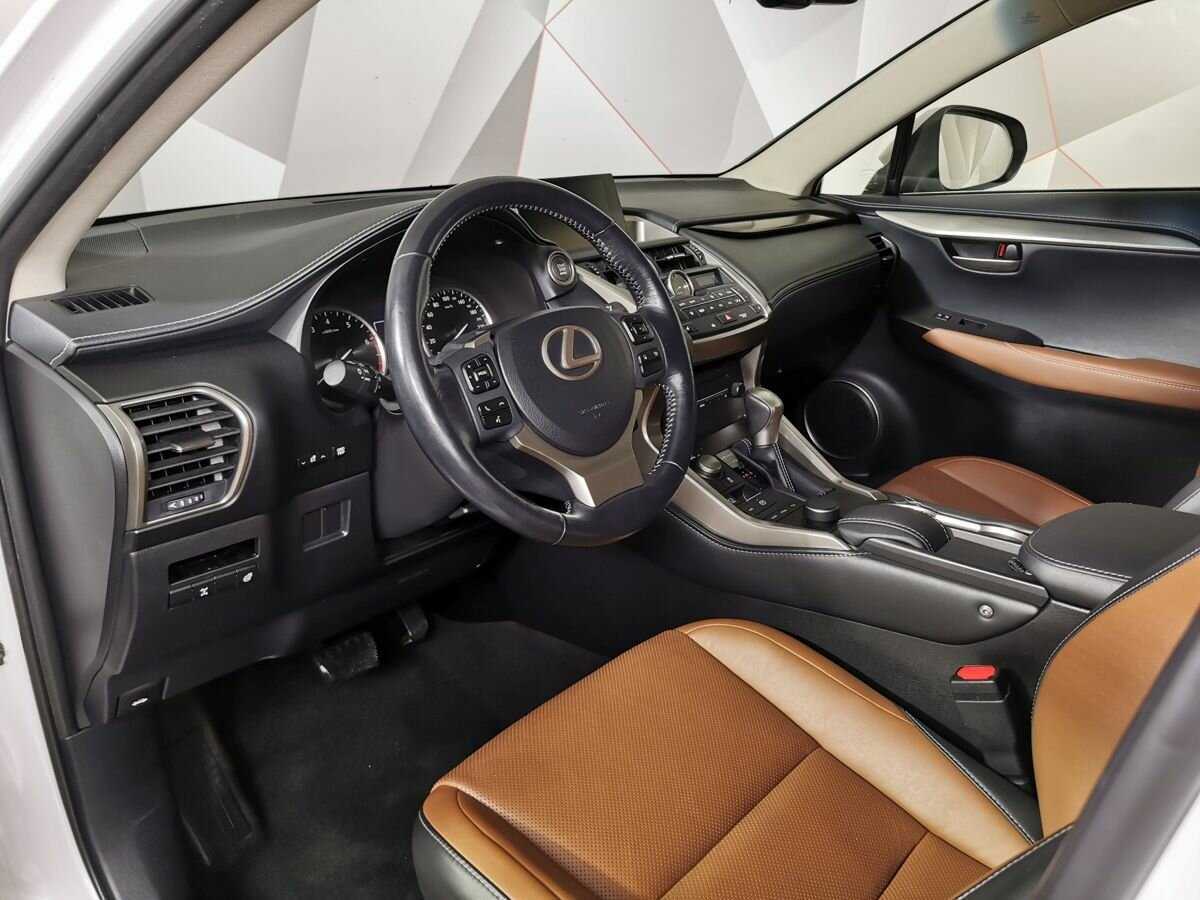 Lexus NX с пробегом — 2015 год. Фото: #13