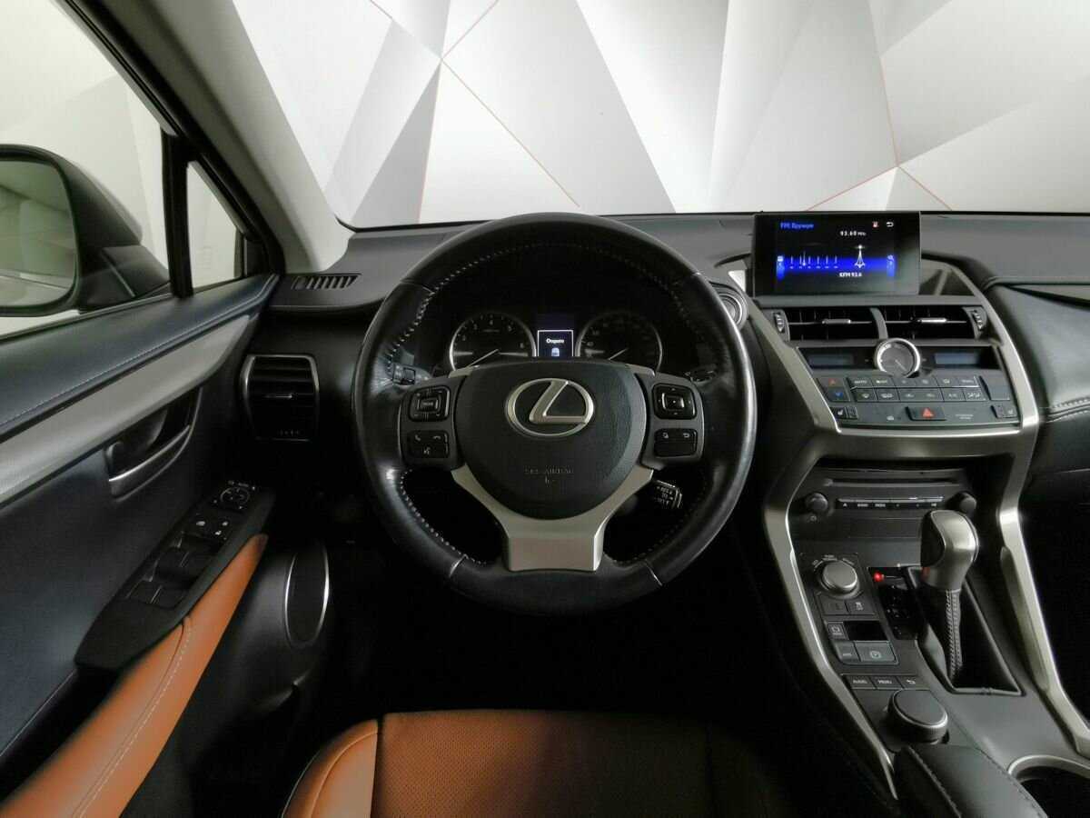 Lexus NX с пробегом — 2015 год. Фото: #14