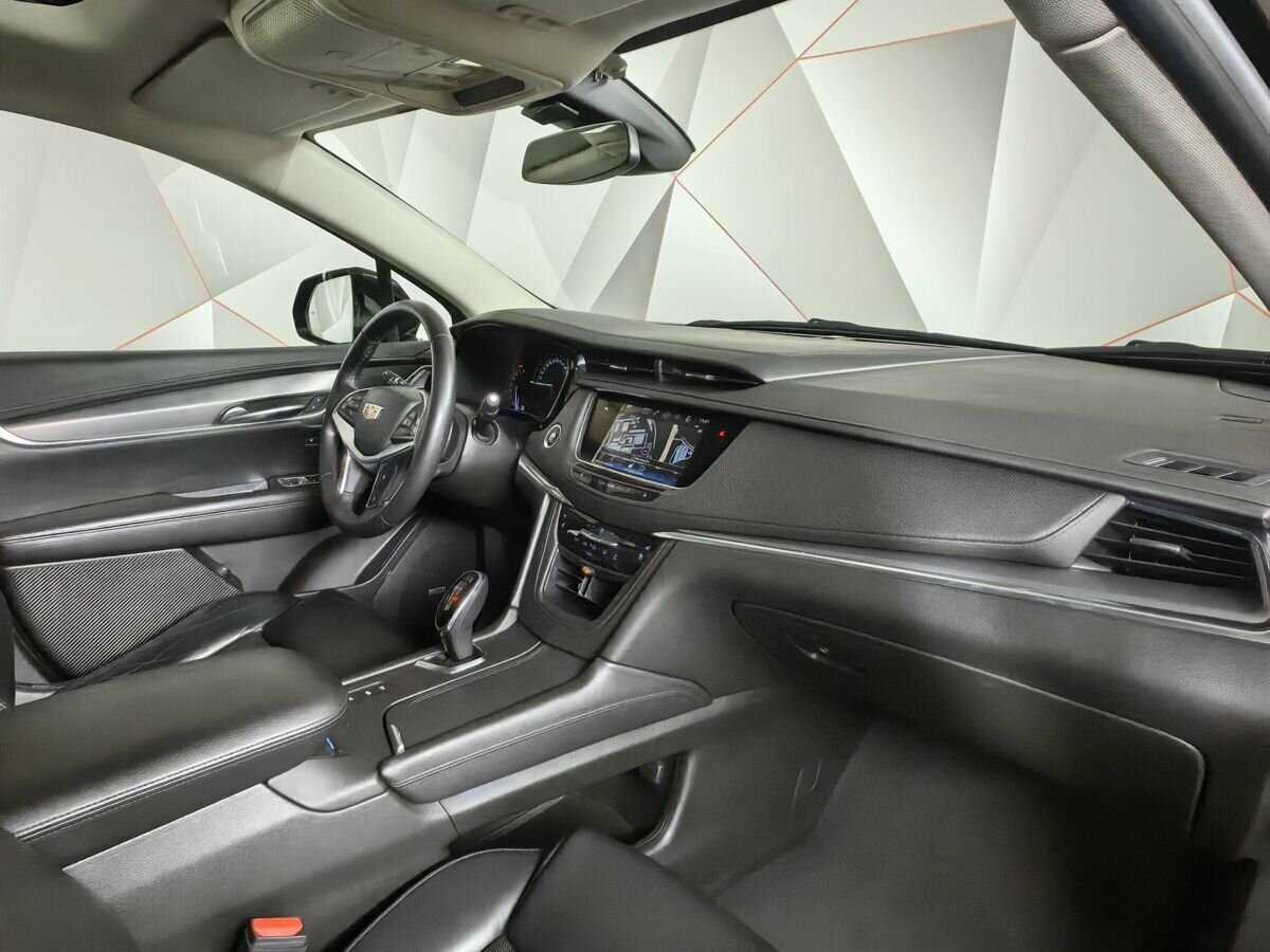Cadillac XT5 с пробегом — 2016 год. Фото: #8