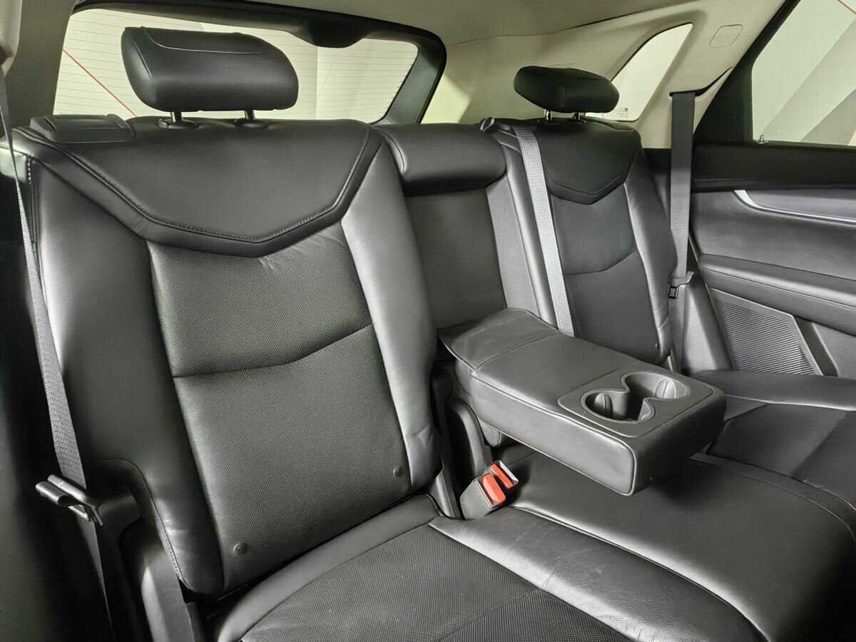 Cadillac XT5 с пробегом — 2016 год. Фото: #12