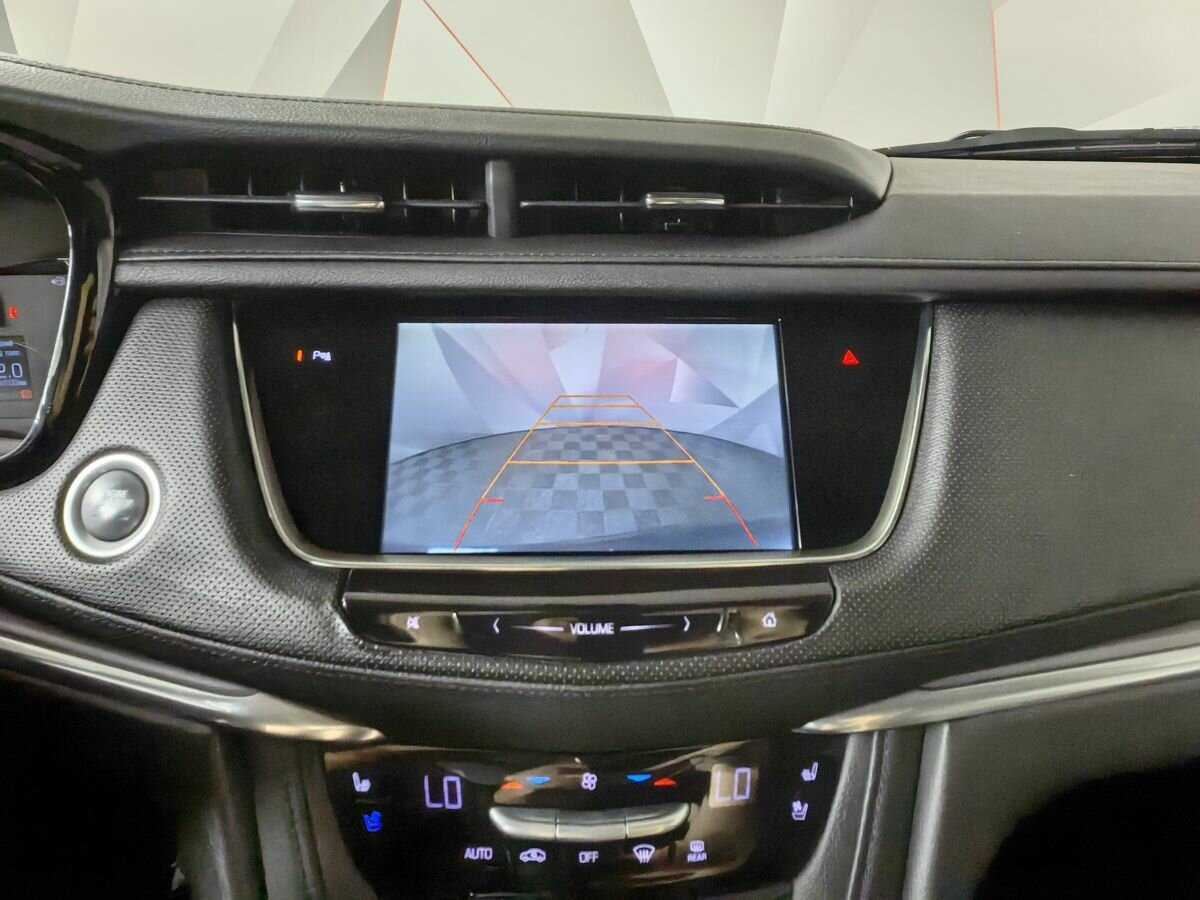 Cadillac XT5 с пробегом — 2016 год. Фото: #15