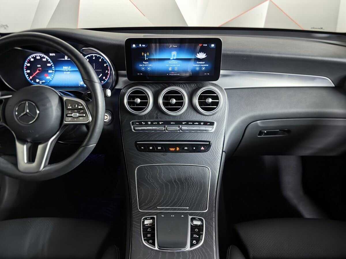 Mercedes-Benz GLC Coupe с пробегом — 2021 год. Фото: #10