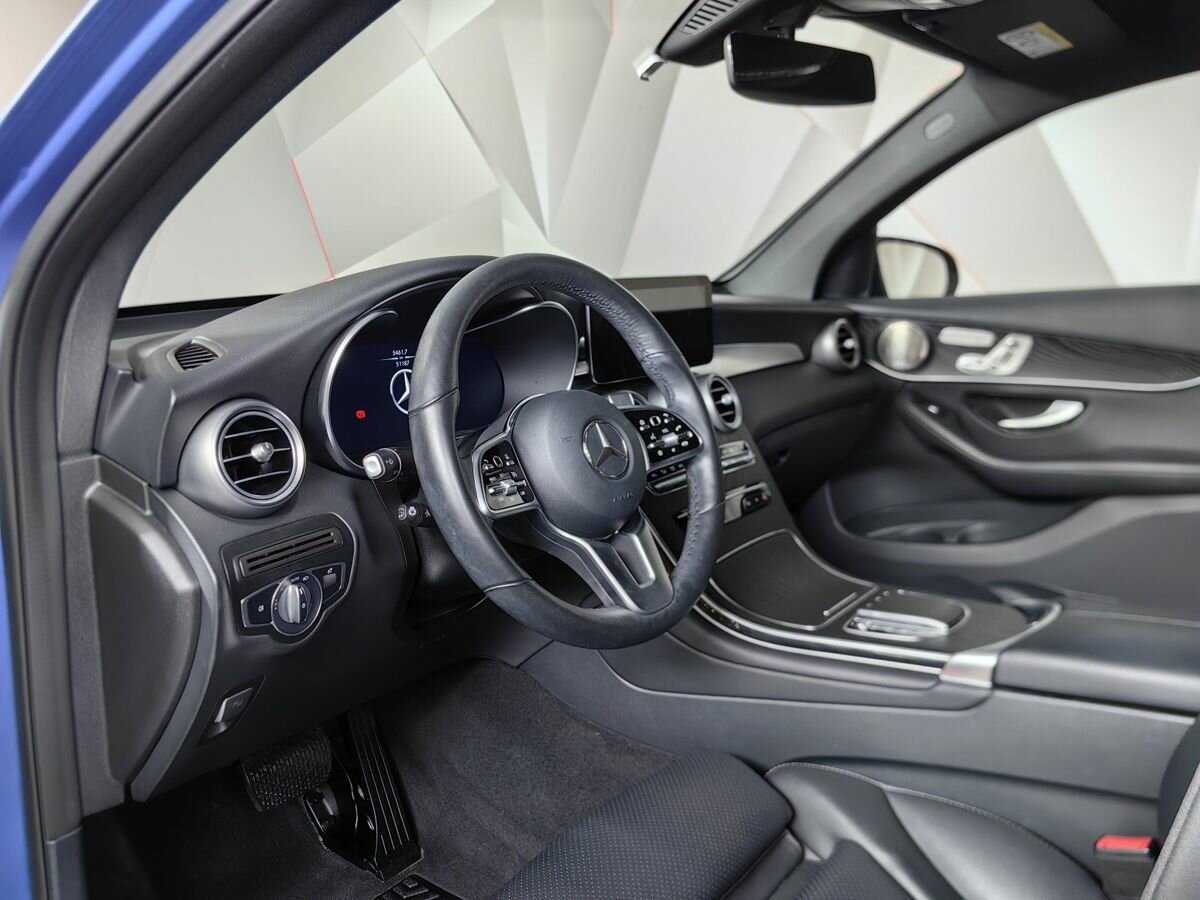 Mercedes-Benz GLC Coupe с пробегом — 2021 год. Фото: #13