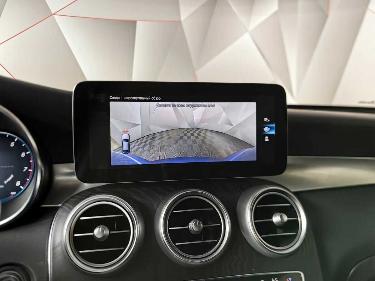 Mercedes-Benz GLC Coupe с пробегом — 2021 год. Фото: #16