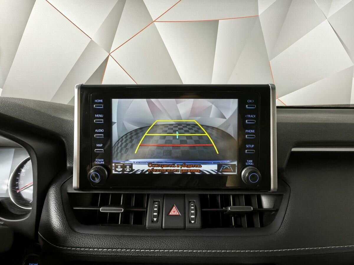 Toyota RAV4 с пробегом — 2021 год. Фото: #15