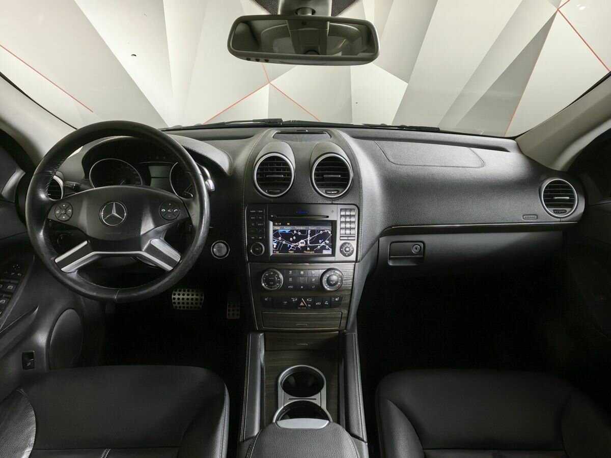 Mercedes-Benz GL-Класс с пробегом — 2008 год. Фото: #9