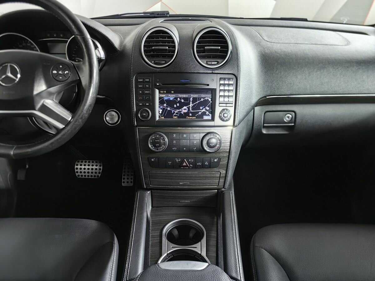 Mercedes-Benz GL-Класс с пробегом — 2008 год. Фото: #10