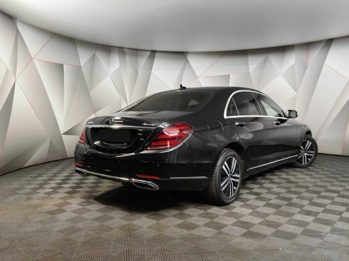 Mercedes-Benz S-Класс с пробегом — 2018 год. Фото: #1