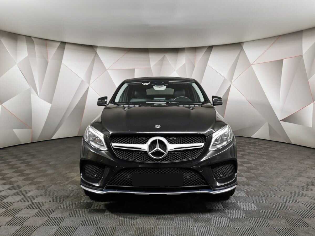 Mercedes-Benz GLE Coupe с пробегом — 2018 год. Фото: #6